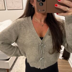 H&M Gray Knit Sweater
